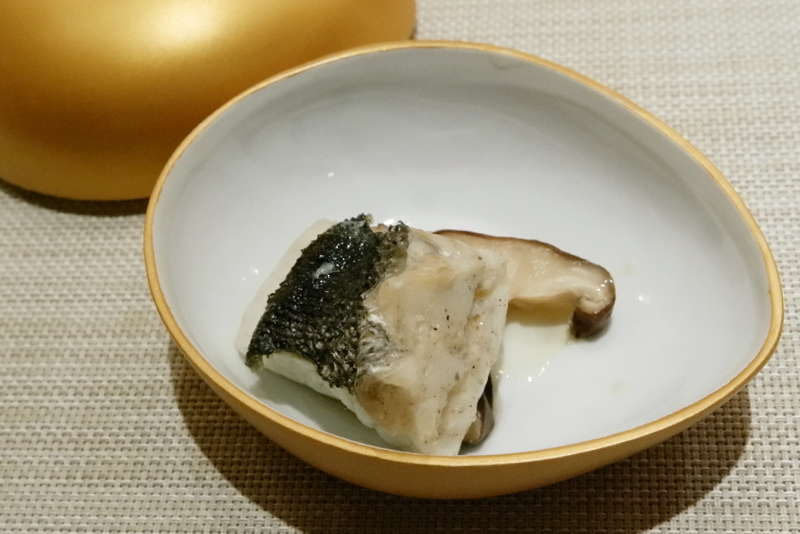 錫包寛花魲魚