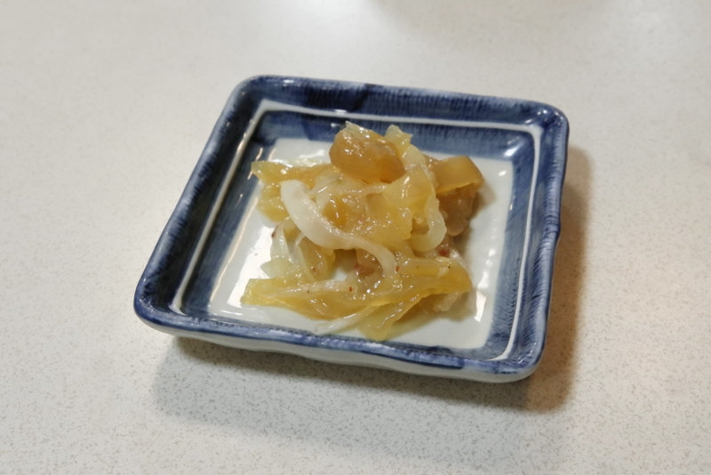 クラゲと玉ねぎの酢の物