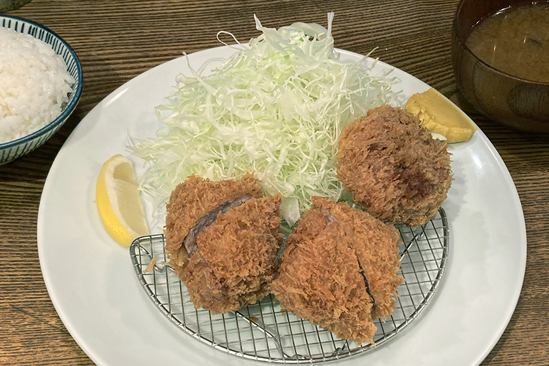 特選 林SPFポークひれかつ定食140g