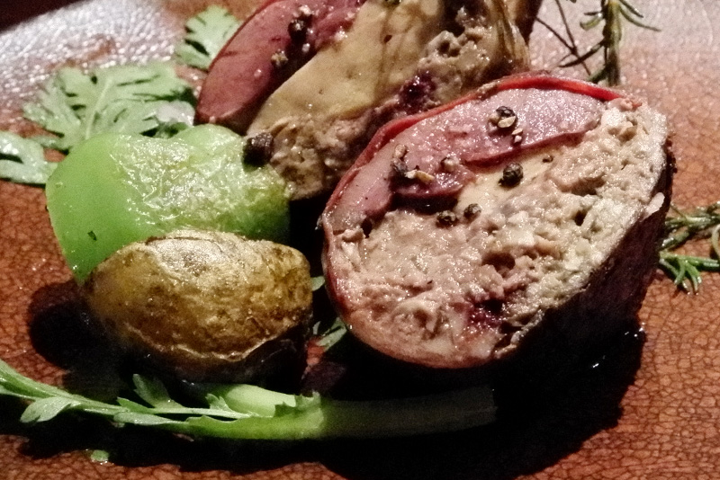 スコットランド産雷鳥とフォアグラのファルシー